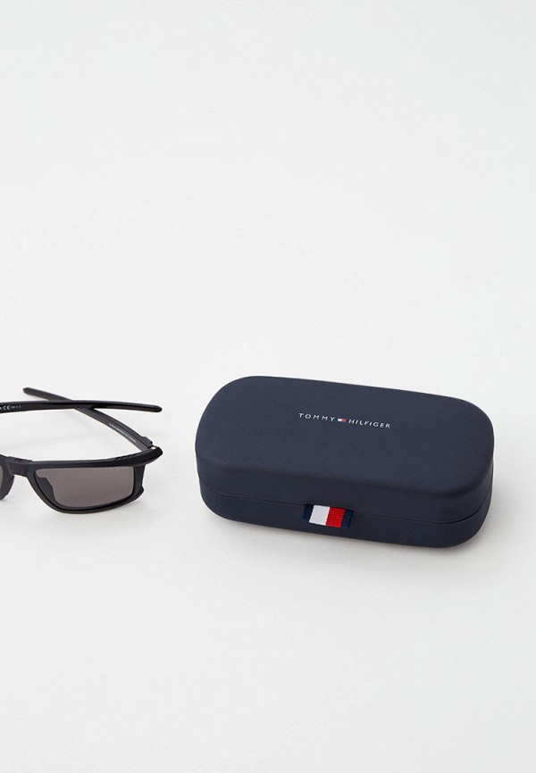 Очки солнцезащитные Tommy Hilfiger Очки солнцезащитные Tommy Hilfiger фото