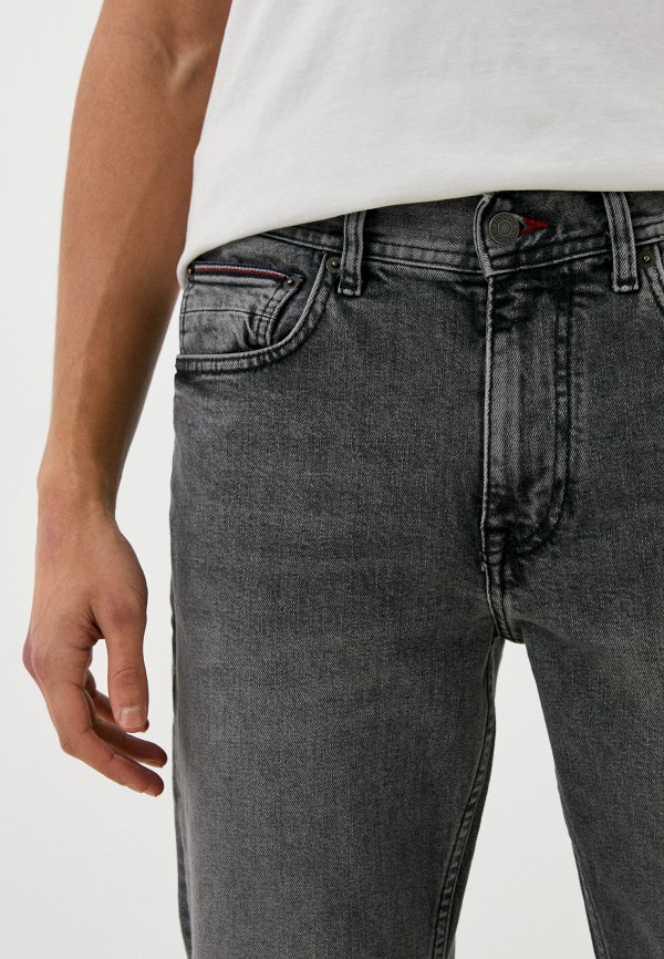 Джинсы  Tommy Hilfiger фото
