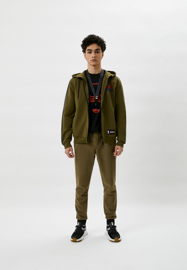 фото Толстовка и брелок boss