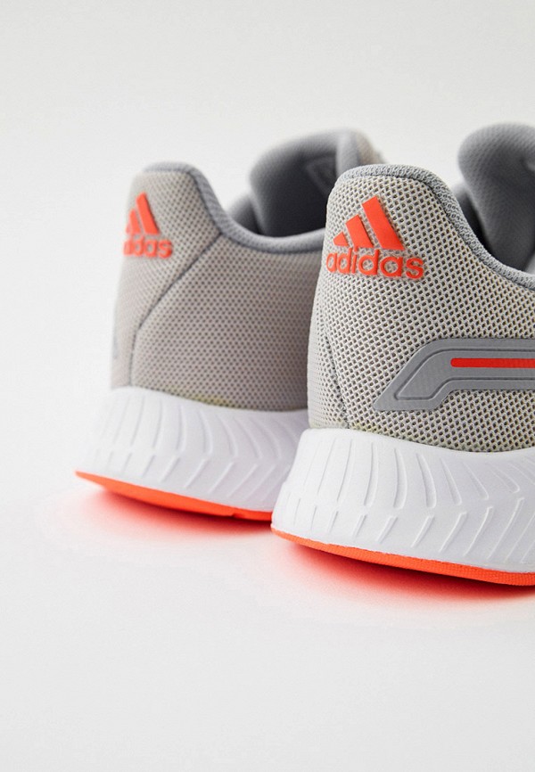 Кроссовки  adidas фото