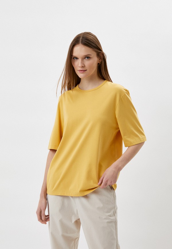 Футболка  UNIQLO