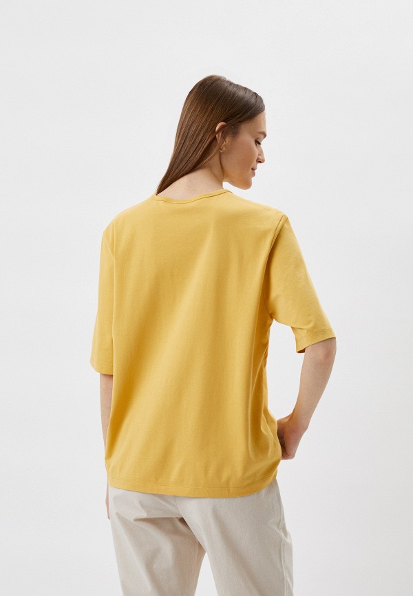 Футболка  UNIQLO фото