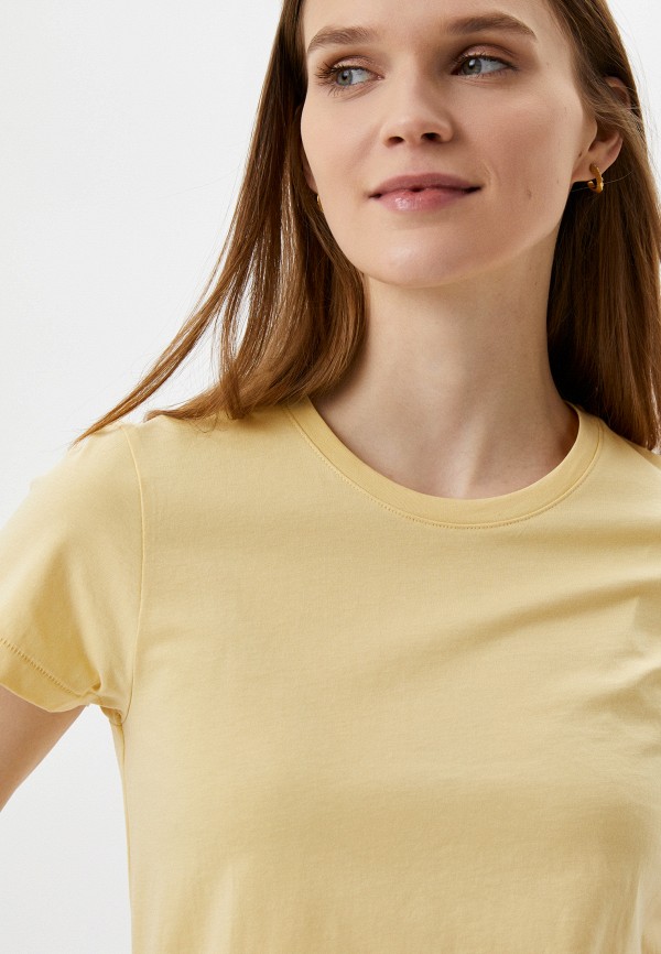 Футболка  UNIQLO фото