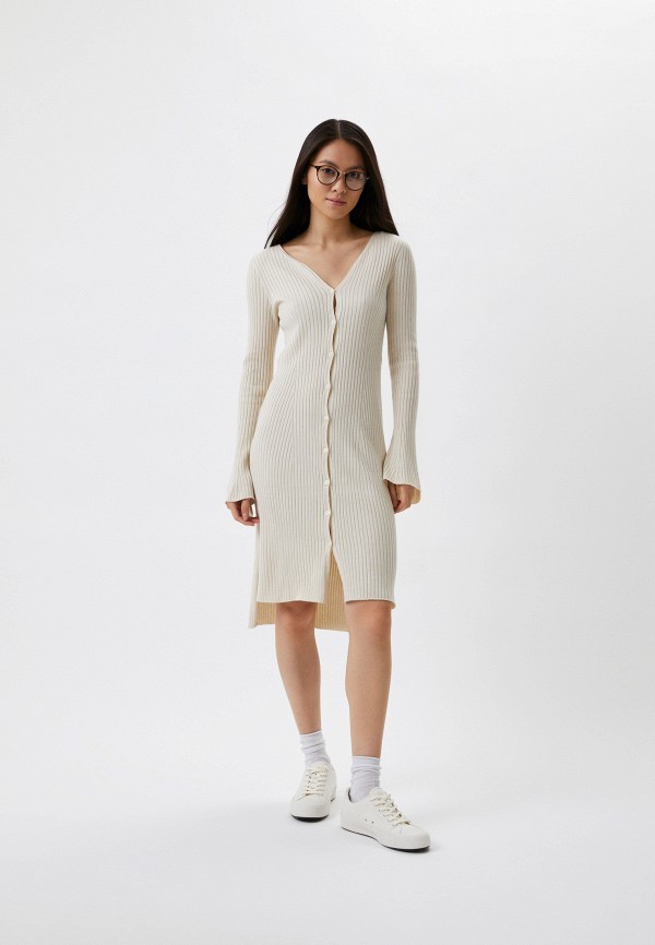 

Платье UNIQLO, Бежевый, 3D-вязка UNIQLO x Mame Kurogouchi