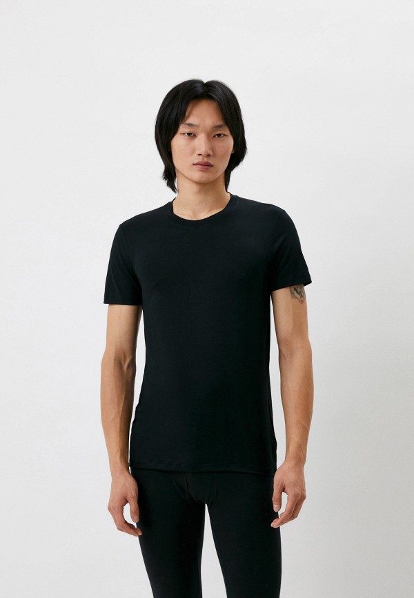 

Футболка UNIQLO, Черный, HEATTECH