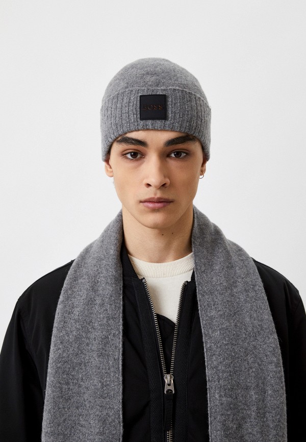фото Шапка и шарф boss