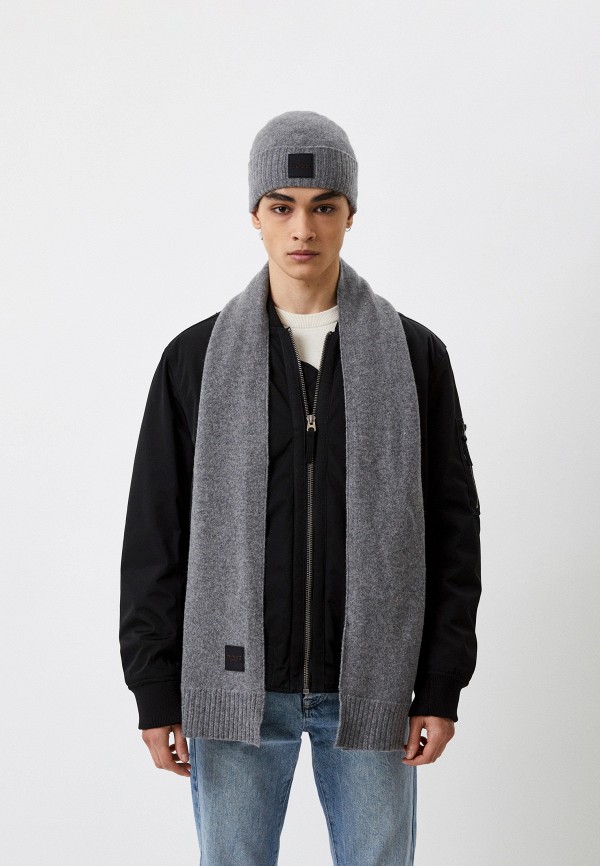 фото Шапка и шарф boss