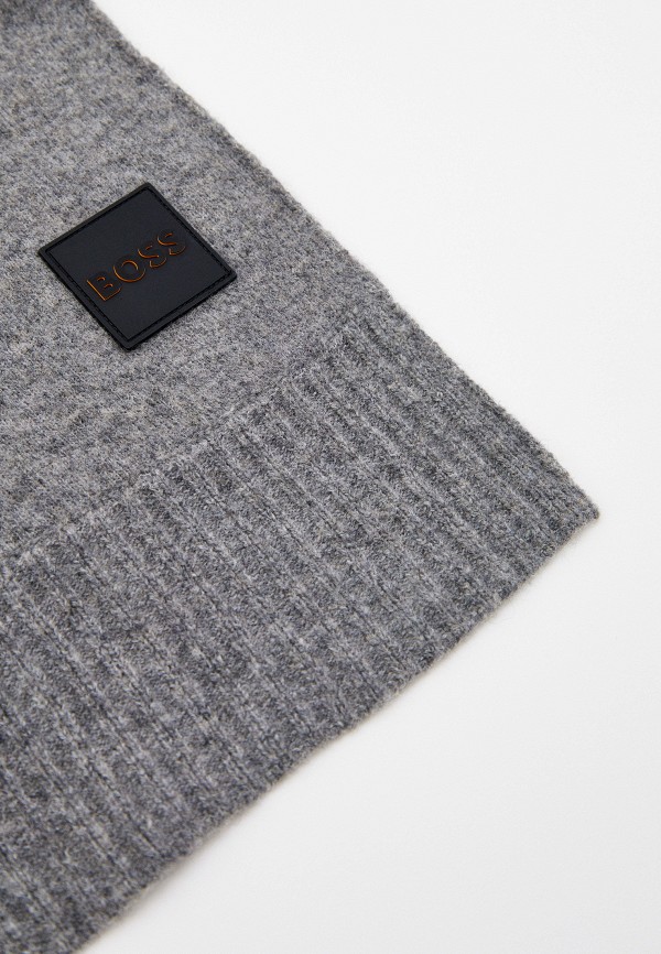 фото Шапка и шарф boss