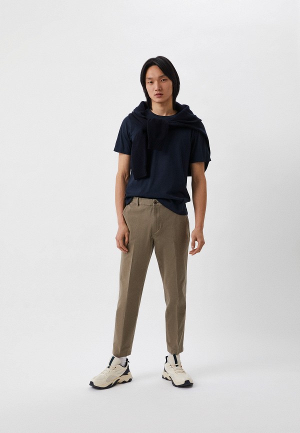 Футболка  UNIQLO фото