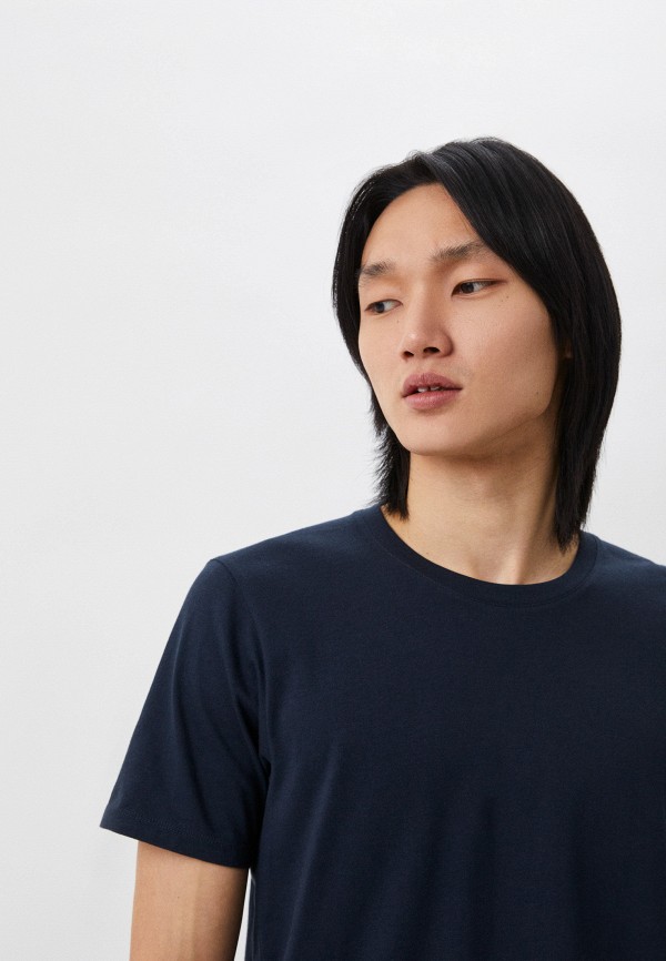 Футболка  UNIQLO фото