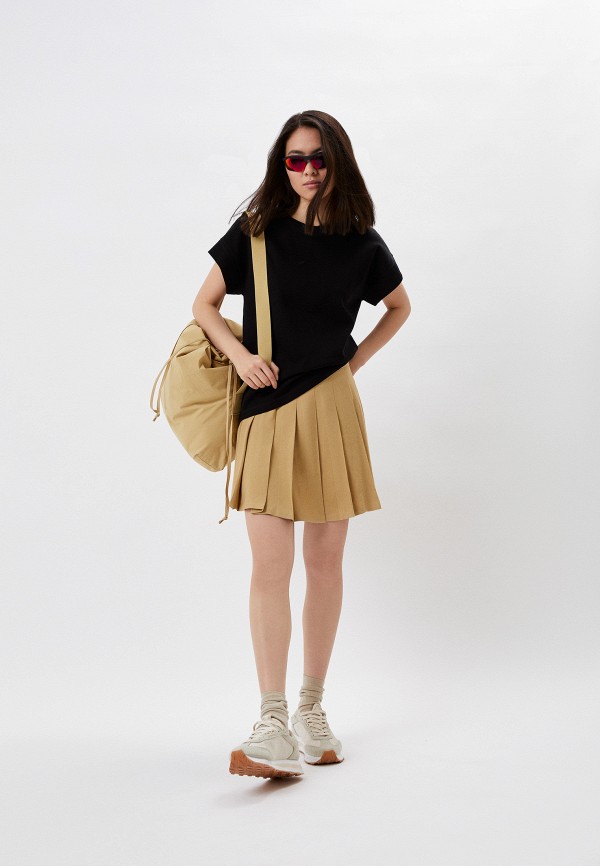 Футболка  UNIQLO фото