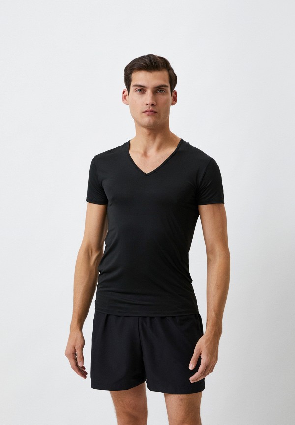 Футболка  UNIQLO