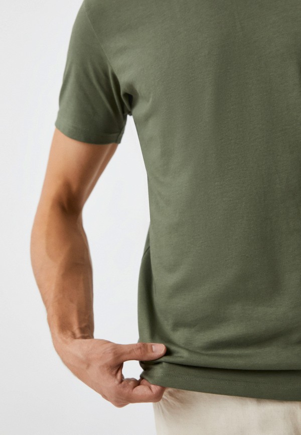 Футболка  UNIQLO фото