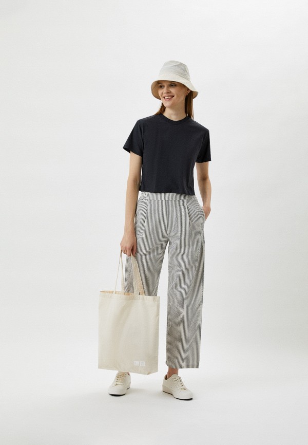 Футболка  UNIQLO фото