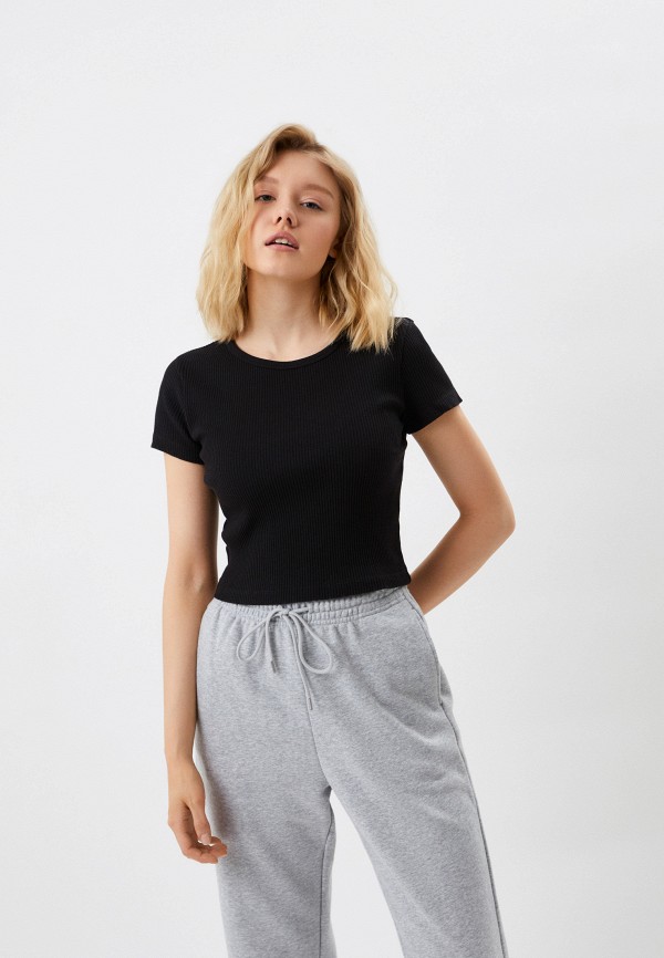 

Футболка UNIQLO, Черный, в рубчик