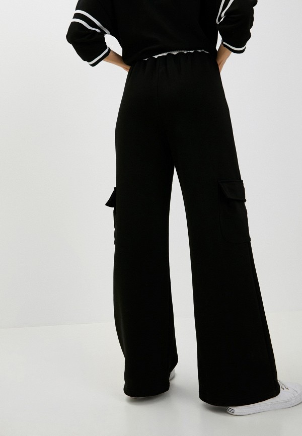 фото Брюки спортивные moona store