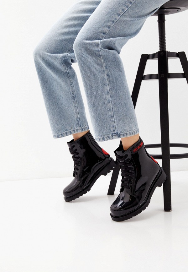 фото Резиновые ботинки love moschino