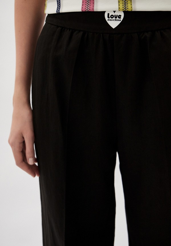 фото Брюки love moschino