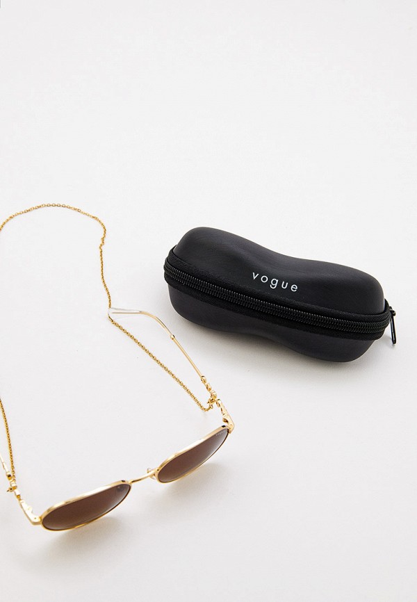 фото Очки солнцезащитные и цепочка vogue® eyewear