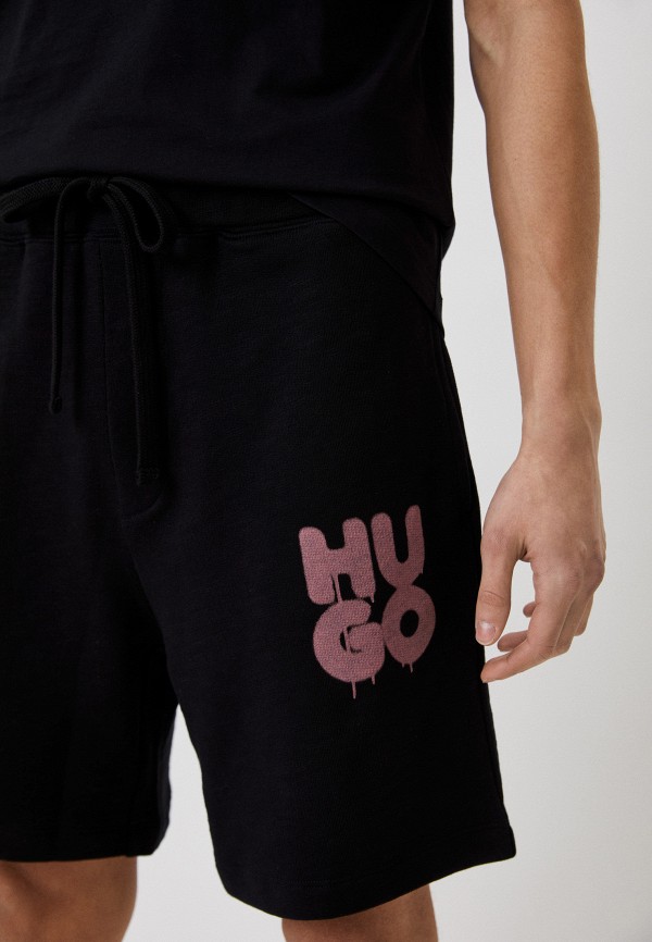 Sports hugo. Hugo Boss шорты мужские плавательные Стокманн. Босса для плавания. Boss плавки-шорты с логотипом.
