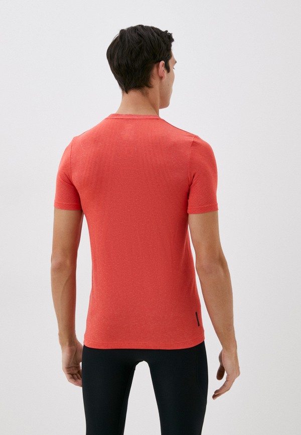 фото Футболка спортивная under armour