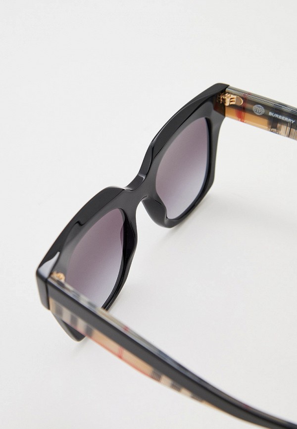 фото Очки солнцезащитные burberry