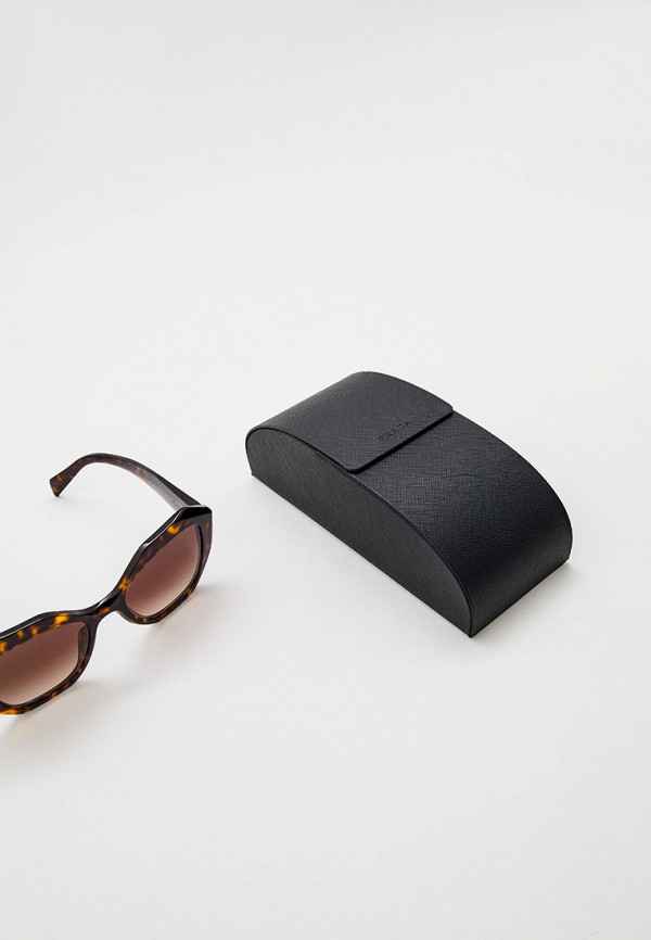 фото Очки солнцезащитные prada