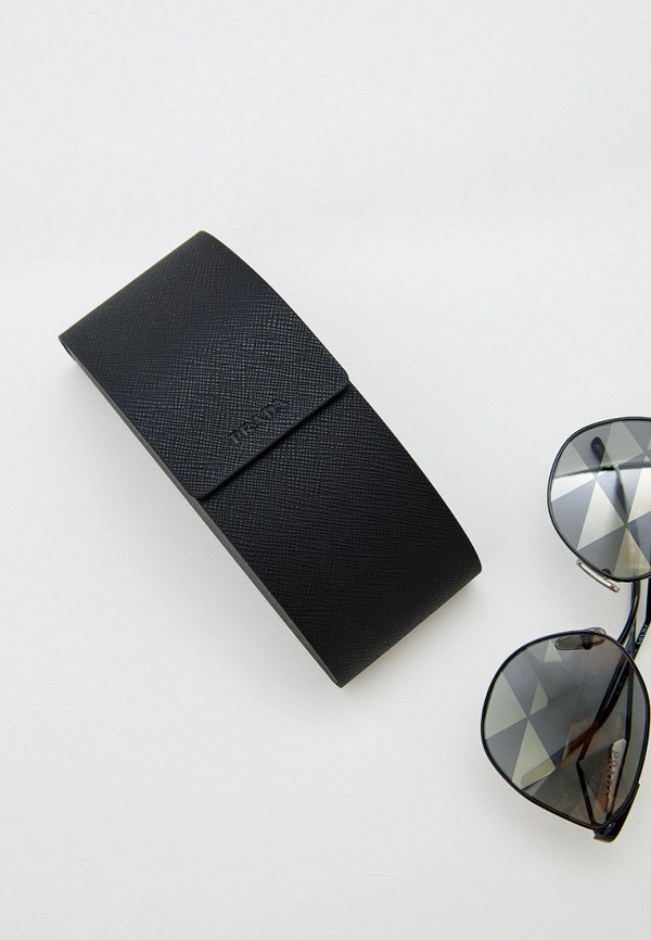 фото Очки солнцезащитные prada