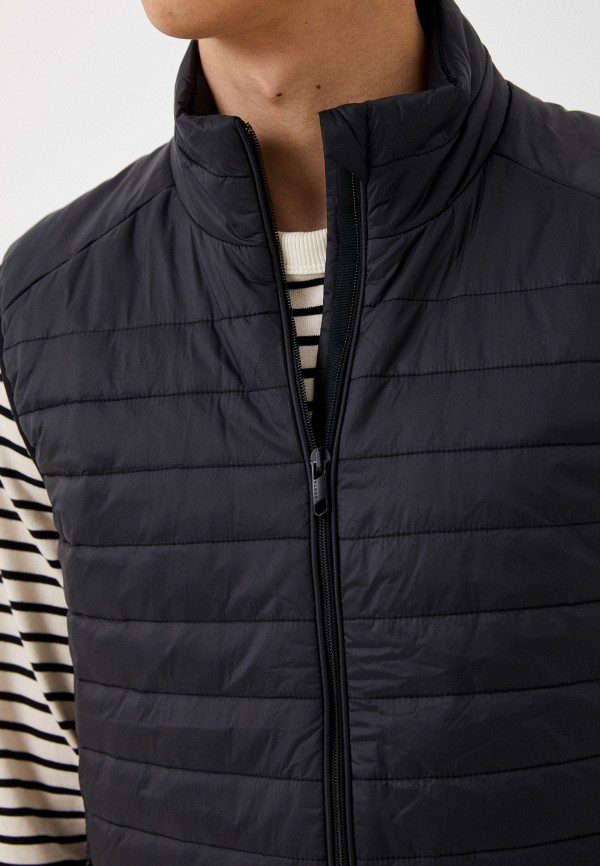 фото Жилет утепленный versta