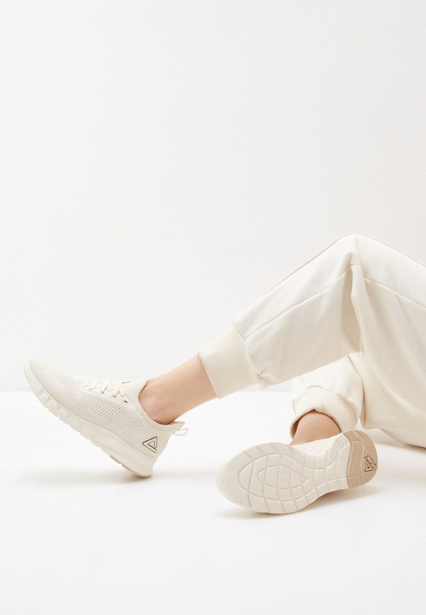 фото Кроссовки peak