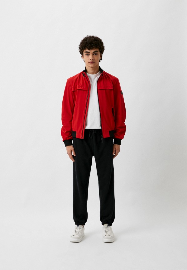 фото Ветровка peuterey