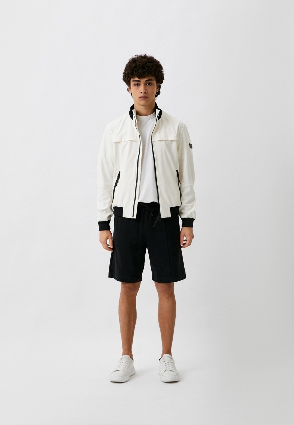 фото Ветровка peuterey