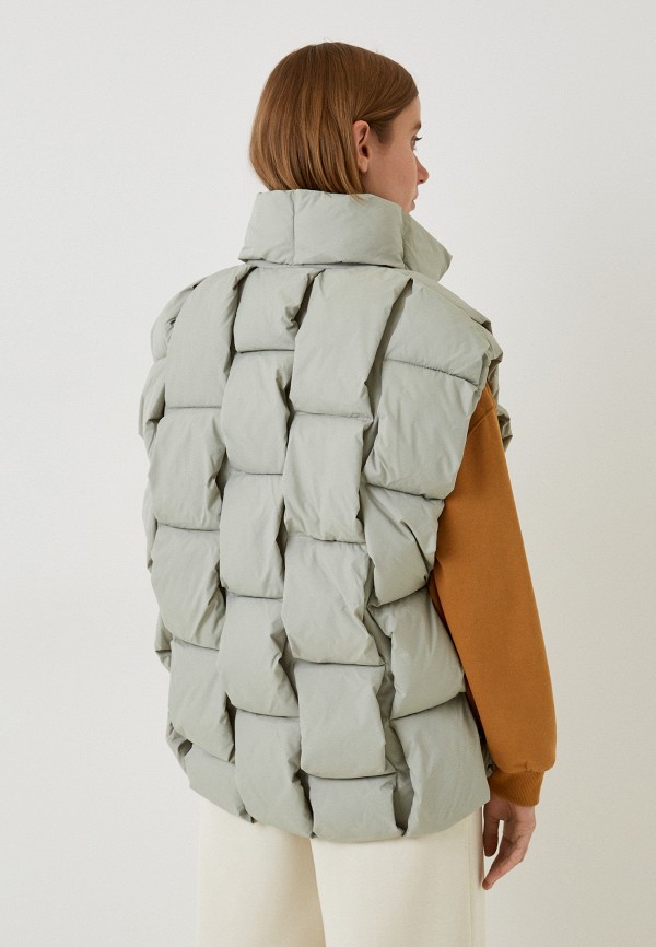 фото Жилет утепленный leotra