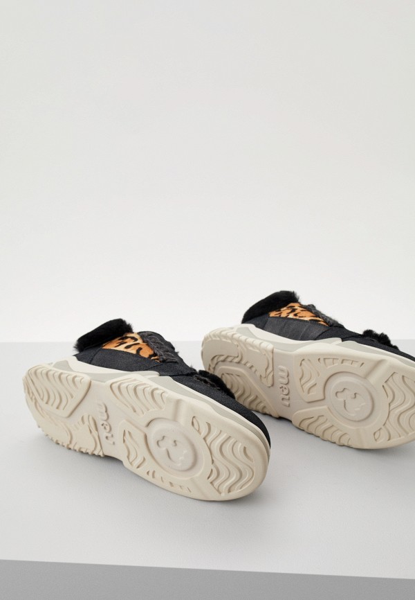 фото Кроссовки mou