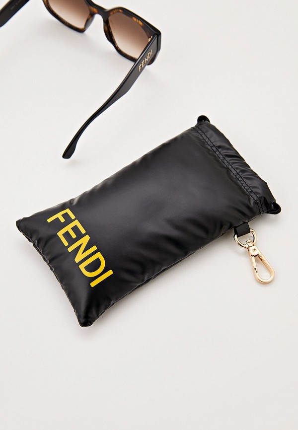 фото Очки солнцезащитные fendi