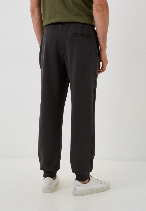 фото Брюки спортивные on the 1st