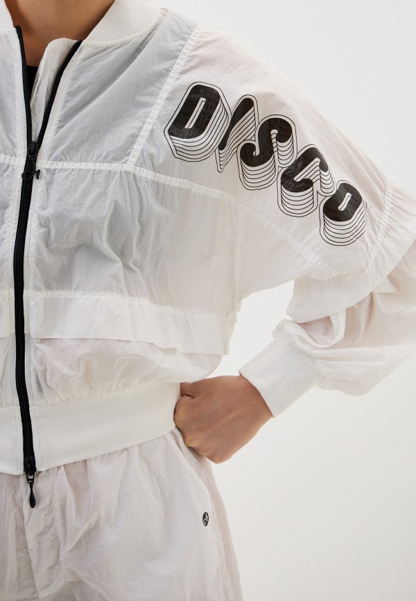 фото Ветровка deha