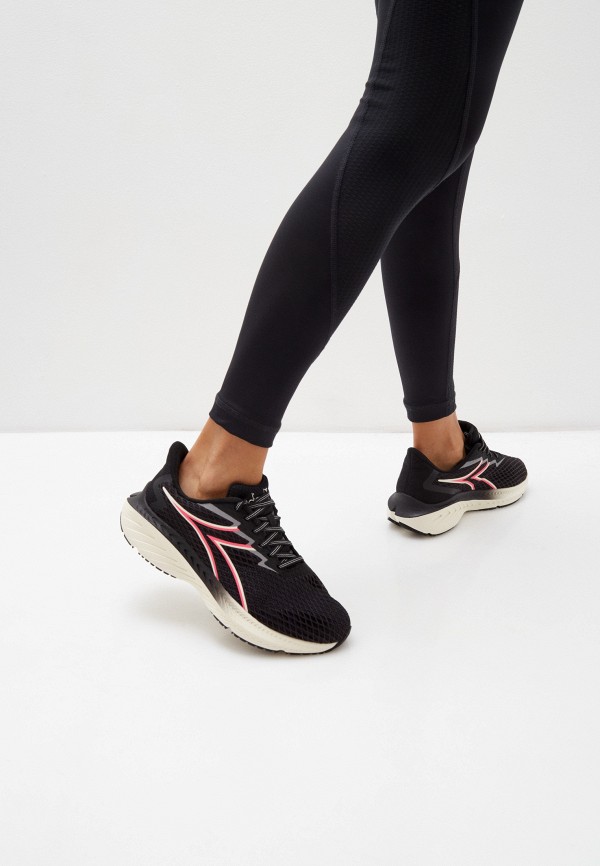 фото Кроссовки diadora