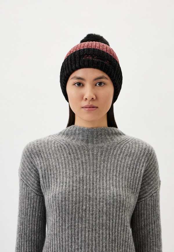 фото Шапка ea7