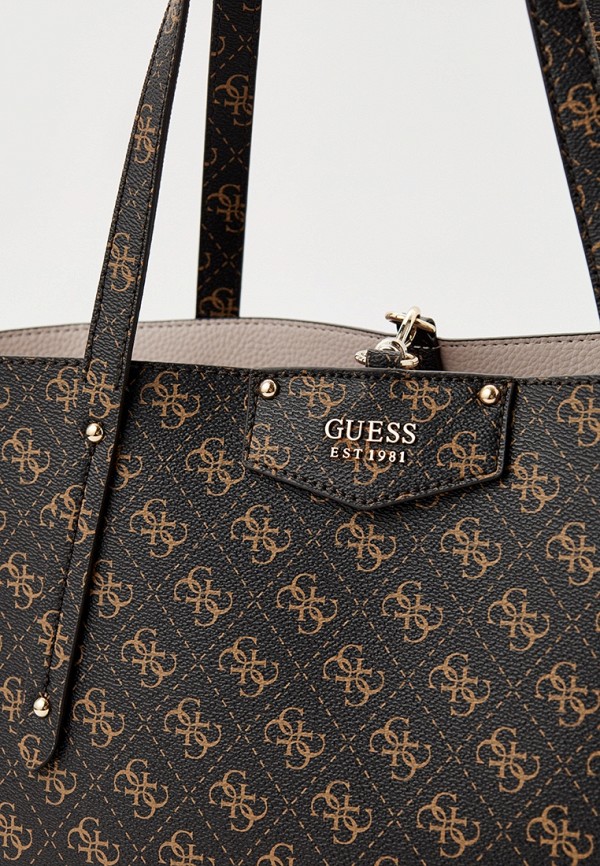 фото Сумка, косметичка и кошелек guess