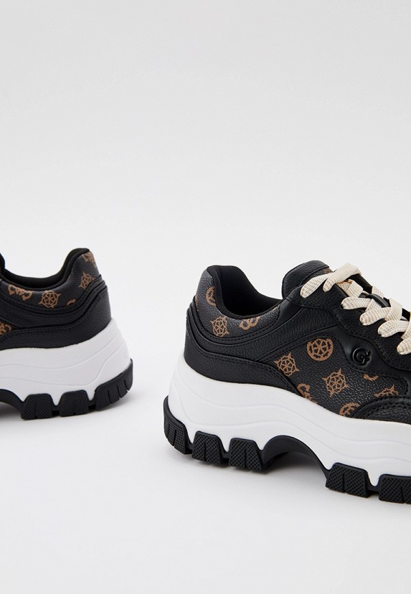 фото Кроссовки guess