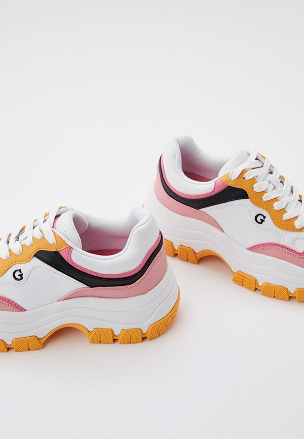 фото Кроссовки guess