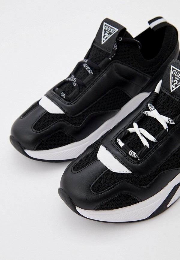 фото Кроссовки guess