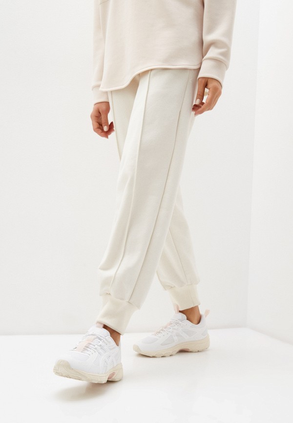 фото Кроссовки asics