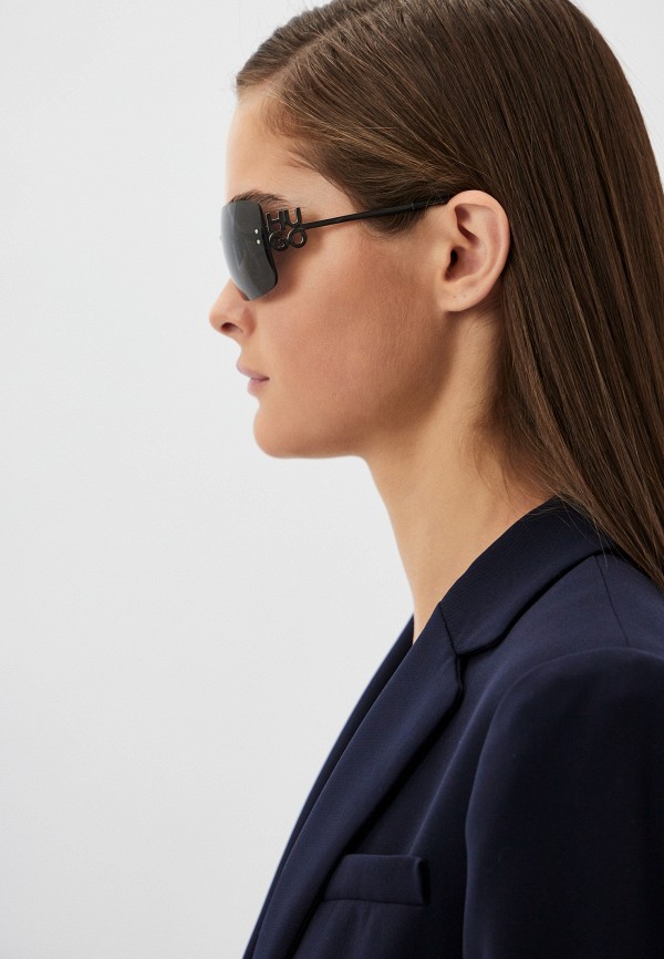 фото Очки солнцезащитные и цепочка hugo