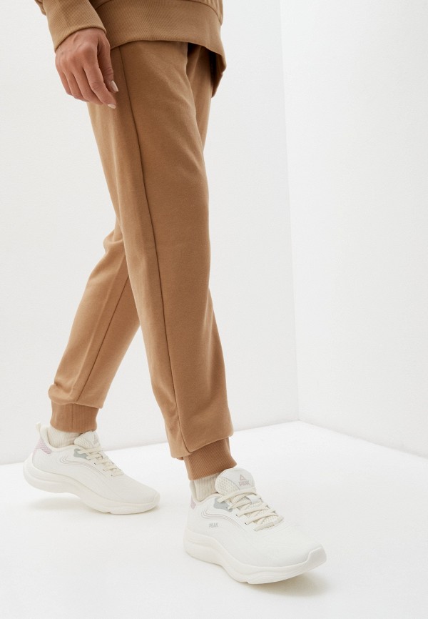 фото Кроссовки peak