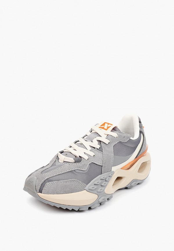 фото Кроссовки xtep