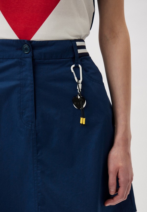 фото Юбка и брелок love moschino