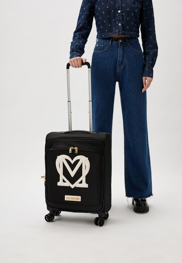 фото Чемодан love moschino