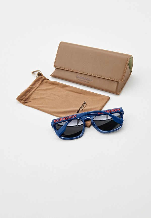 фото Очки солнцезащитные burberry